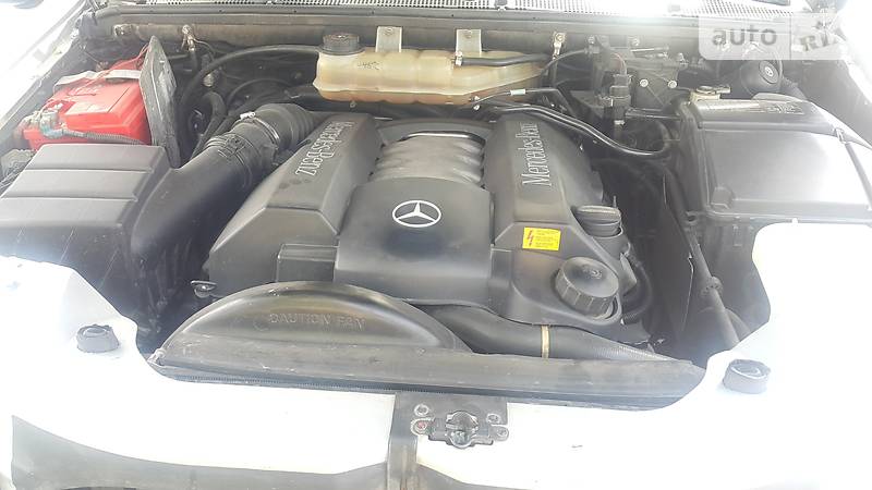 Позашляховик / Кросовер Mercedes-Benz M-Class 2000 в Києві