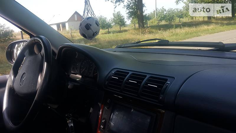 Позашляховик / Кросовер Mercedes-Benz M-Class 2000 в Києві