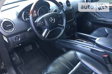 Позашляховик / Кросовер Mercedes-Benz M-Class 2008 в 