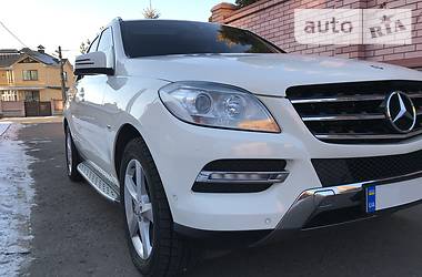 Внедорожник / Кроссовер Mercedes-Benz M-Class 2011 в Киеве