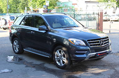 Позашляховик / Кросовер Mercedes-Benz M-Class 2015 в 