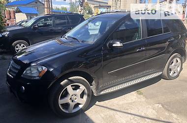 Позашляховик / Кросовер Mercedes-Benz M-Class 2008 в 