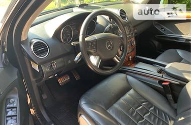 Позашляховик / Кросовер Mercedes-Benz M-Class 2006 в 