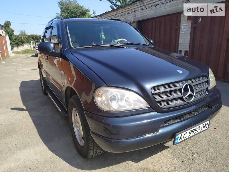 Позашляховик / Кросовер Mercedes-Benz M-Class 1999 в Луцьку