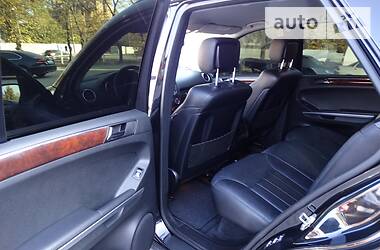 Позашляховик / Кросовер Mercedes-Benz M-Class 2006 в 