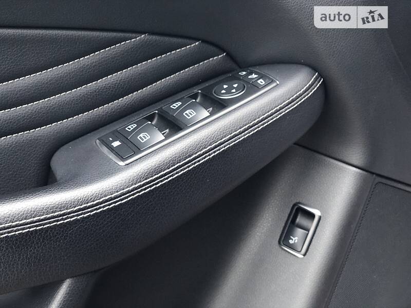 Внедорожник / Кроссовер Mercedes-Benz M-Class 2013 в Одессе