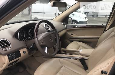 Позашляховик / Кросовер Mercedes-Benz M-Class 2008 в 