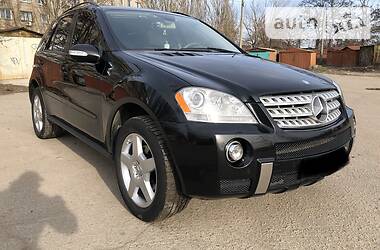 Позашляховик / Кросовер Mercedes-Benz M-Class 2007 в 