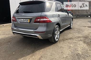Позашляховик / Кросовер Mercedes-Benz M-Class 2012 в 