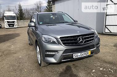 Mercedes-Benz M-Class 2012 Mercedes-Benz M-Class 2012