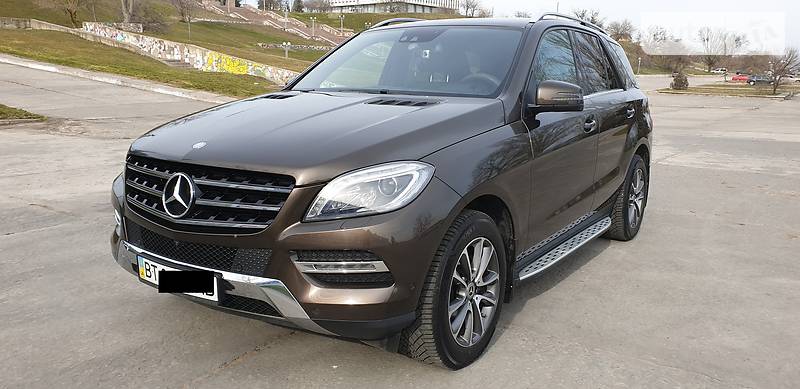 Позашляховик / Кросовер Mercedes-Benz M-Class 2013 в Херсоні фото 3 Позашляховик / Кросовер Mercedes-Benz M-Class 2013 в Херсоні