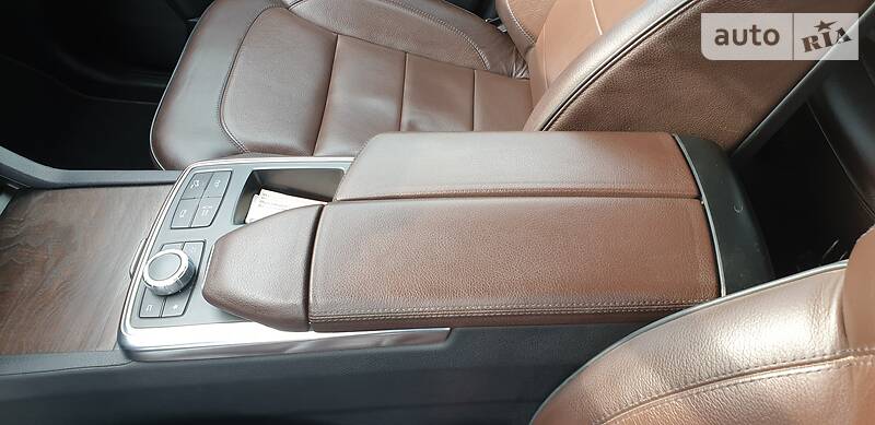 Позашляховик / Кросовер Mercedes-Benz M-Class 2013 в Херсоні фото 22 Позашляховик / Кросовер Mercedes-Benz M-Class 2013 в Херсоні