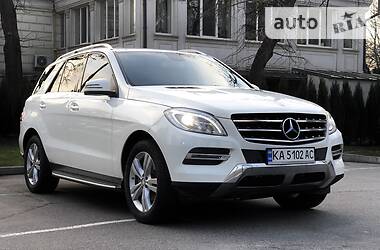 Mercedes-Benz M-Class 2012 Mercedes-Benz M-Class 2012