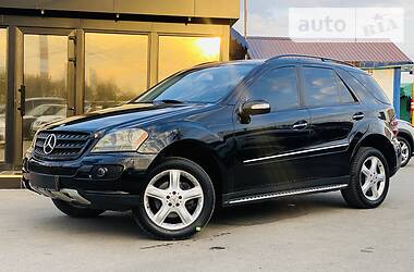 Позашляховик / Кросовер Mercedes-Benz M-Class 2008 в 