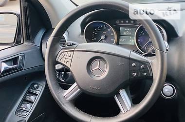 Позашляховик / Кросовер Mercedes-Benz M-Class 2008 в 
