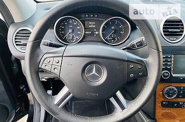 Позашляховик / Кросовер Mercedes-Benz M-Class 2008 в 
