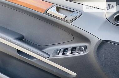 Позашляховик / Кросовер Mercedes-Benz M-Class 2008 в 