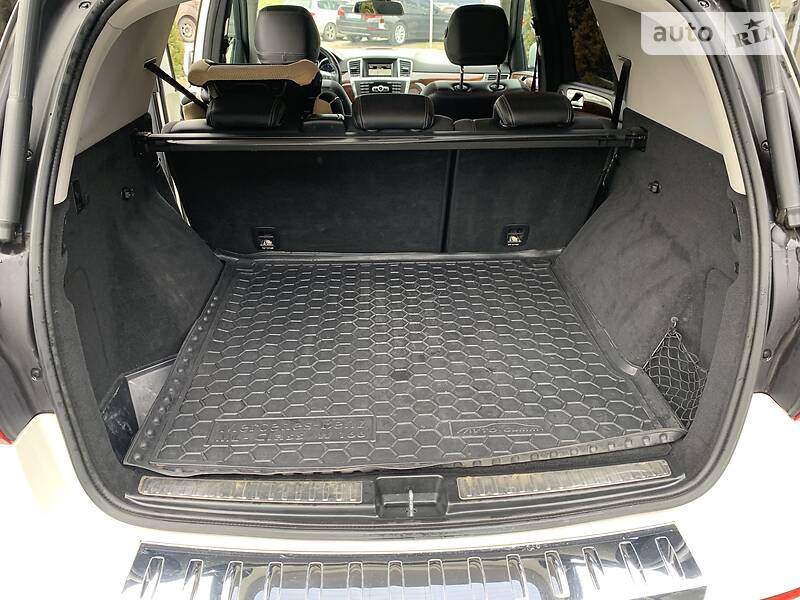 Позашляховик / Кросовер Mercedes-Benz M-Class 2012 в Львові