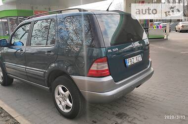 Внедорожник / Кроссовер Mercedes-Benz M-Class 1999 в Днепре