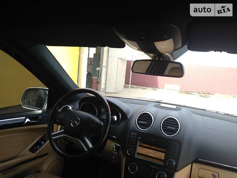 Позашляховик / Кросовер Mercedes-Benz M-Class 2009 в Коростені