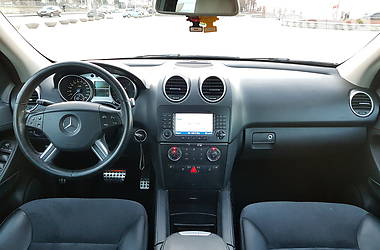 Внедорожник / Кроссовер Mercedes-Benz M-Class 2007 в Днепре