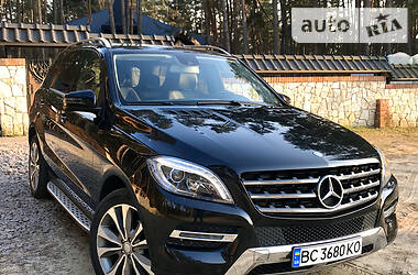 Mercedes-Benz M-Class 2015 Mercedes-Benz M-Class 2015