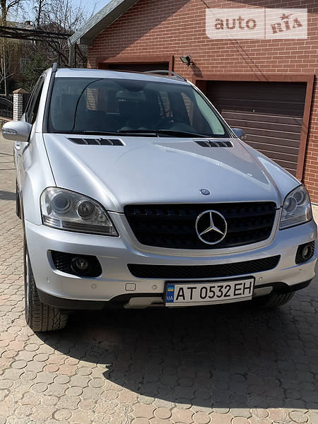 Внедорожник / Кроссовер Mercedes-Benz M-Class 2007 в Ивано-Франковске