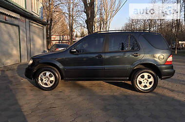 Позашляховик / Кросовер Mercedes-Benz M-Class 2003 в  фото 21 Позашляховик / Кросовер Mercedes-Benz M-Class 2003 в