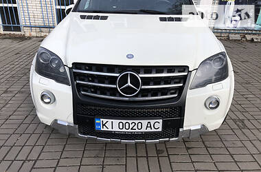 Позашляховик / Кросовер Mercedes-Benz M-Class 2008 в 
