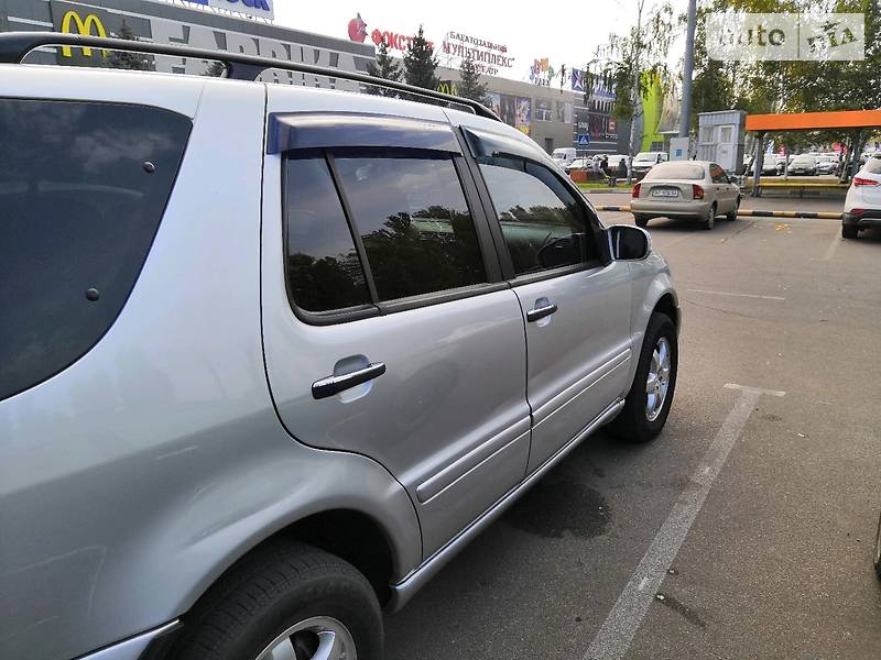 Позашляховик / Кросовер Mercedes-Benz M-Class 2002 в Херсоні