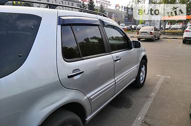 Внедорожник / Кроссовер Mercedes-Benz M-Class 2002 в Херсоне