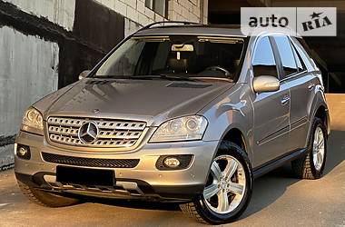 Позашляховик / Кросовер Mercedes-Benz M-Class 2008 в 