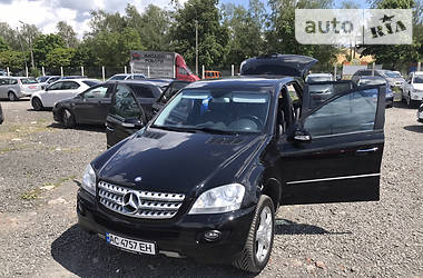 Позашляховик / Кросовер Mercedes-Benz M-Class 2007 в 