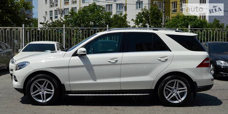 Позашляховик / Кросовер Mercedes-Benz M-Class 2013 в Одесі фото 15 Позашляховик / Кросовер Mercedes-Benz M-Class 2013 в Одесі