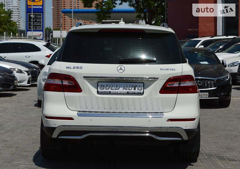 Позашляховик / Кросовер Mercedes-Benz M-Class 2013 в Одесі фото 20 Позашляховик / Кросовер Mercedes-Benz M-Class 2013 в Одесі