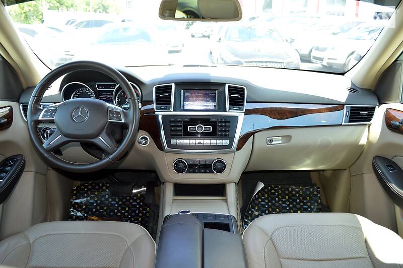 Позашляховик / Кросовер Mercedes-Benz M-Class 2013 в Одесі фото 34 Позашляховик / Кросовер Mercedes-Benz M-Class 2013 в Одесі