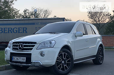 Внедорожник / Кроссовер Mercedes-Benz M-Class 2010 в 