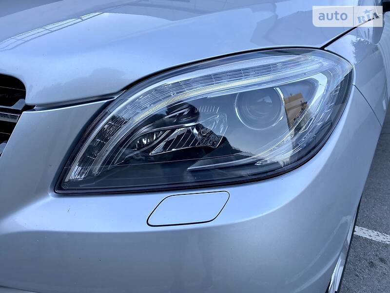 Позашляховик / Кросовер Mercedes-Benz M-Class 2013 в Чернігові фото 5 Позашляховик / Кросовер Mercedes-Benz M-Class 2013 в Чернігові