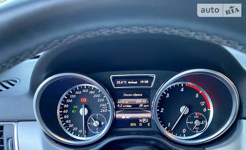 Позашляховик / Кросовер Mercedes-Benz M-Class 2013 в Чернігові фото 10 Позашляховик / Кросовер Mercedes-Benz M-Class 2013 в Чернігові