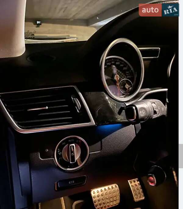 Внедорожник / Кроссовер Mercedes-Benz M-Class 2014 в Херсоне