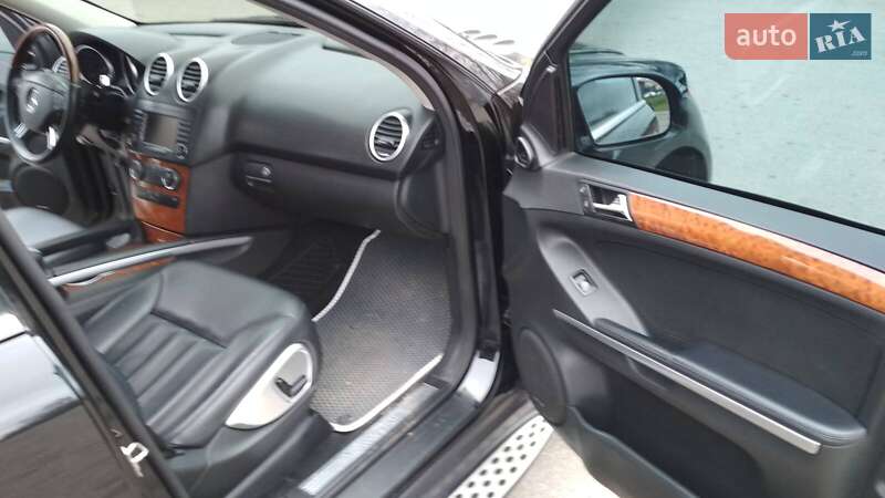 Внедорожник / Кроссовер Mercedes-Benz M-Class 2008 в Никополе