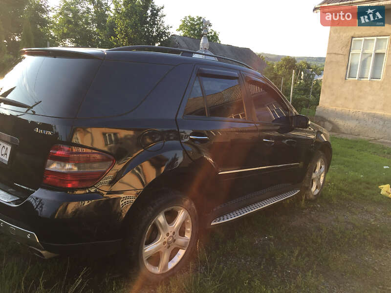 Внедорожник / Кроссовер Mercedes-Benz M-Class 2007 в Черновцах