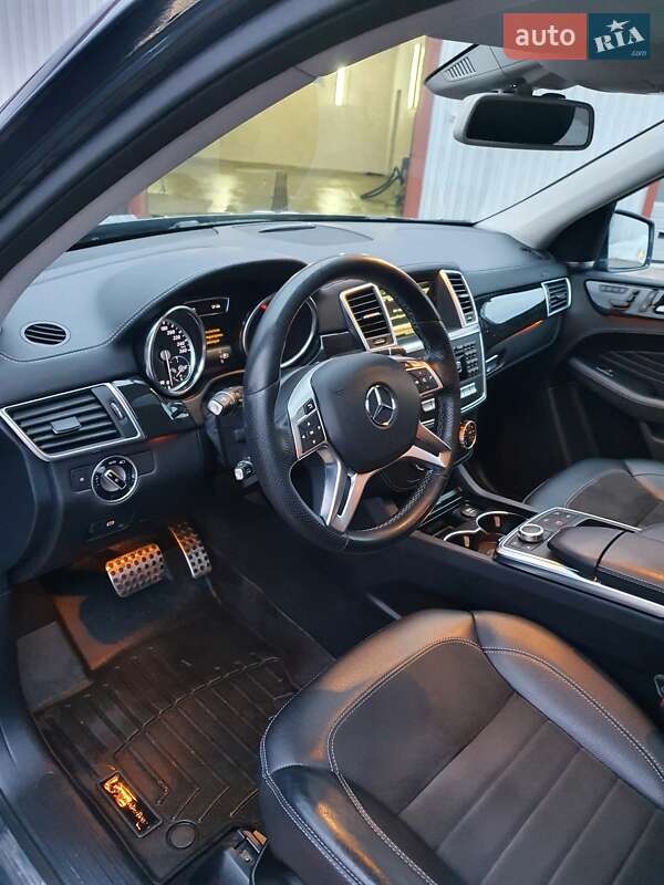 Внедорожник / Кроссовер Mercedes-Benz M-Class 2014 в Костополе
