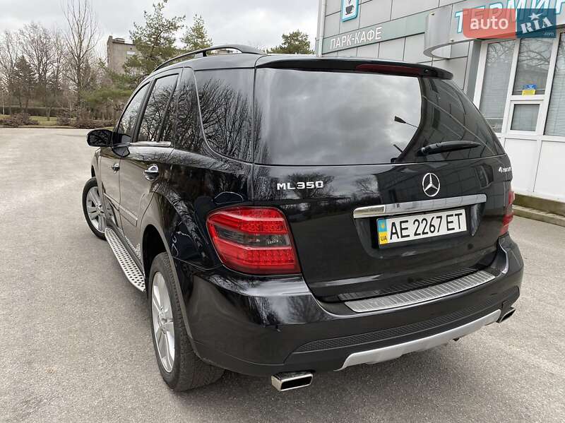Внедорожник / Кроссовер Mercedes-Benz M-Class 2008 в Никополе