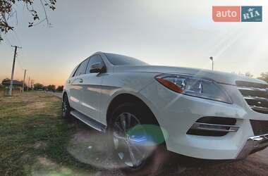 Внедорожник / Кроссовер Mercedes-Benz M-Class 2014 в Херсоне