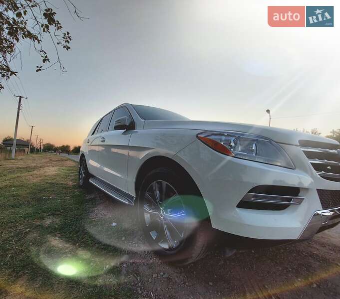 Внедорожник / Кроссовер Mercedes-Benz M-Class 2014 в Херсоне