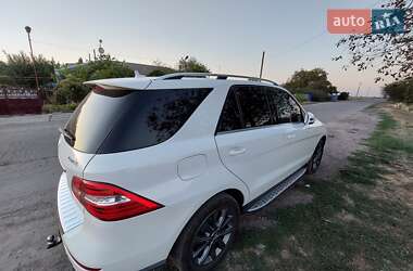 Внедорожник / Кроссовер Mercedes-Benz M-Class 2014 в Херсоне