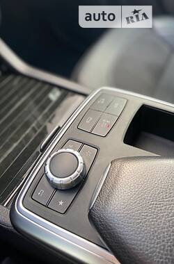 Позашляховик / Кросовер Mercedes-Benz M-Class 2015 в Рівному