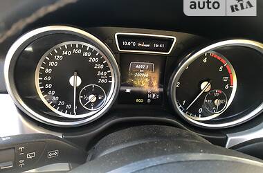 Позашляховик / Кросовер Mercedes-Benz M-Class 2012 в 