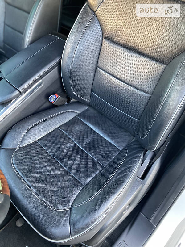 Внедорожник / Кроссовер Mercedes-Benz M-Class 2011 в Одессе